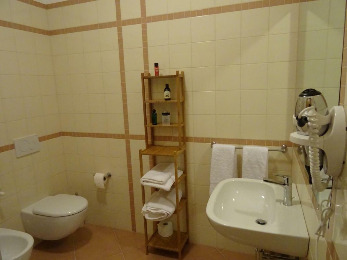 Ilpoggetto Bed&Breakfast ชิวิตาโนวา มาร์เค ภายนอก รูปภาพ
